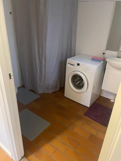 2 Bedroom Apartment Near The Sea Тісвіллелейе Екстер'єр фото