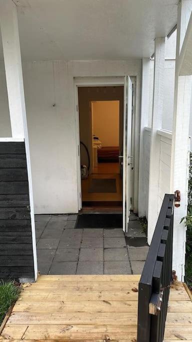 2 Bedroom Apartment Near The Sea Тісвіллелейе Екстер'єр фото