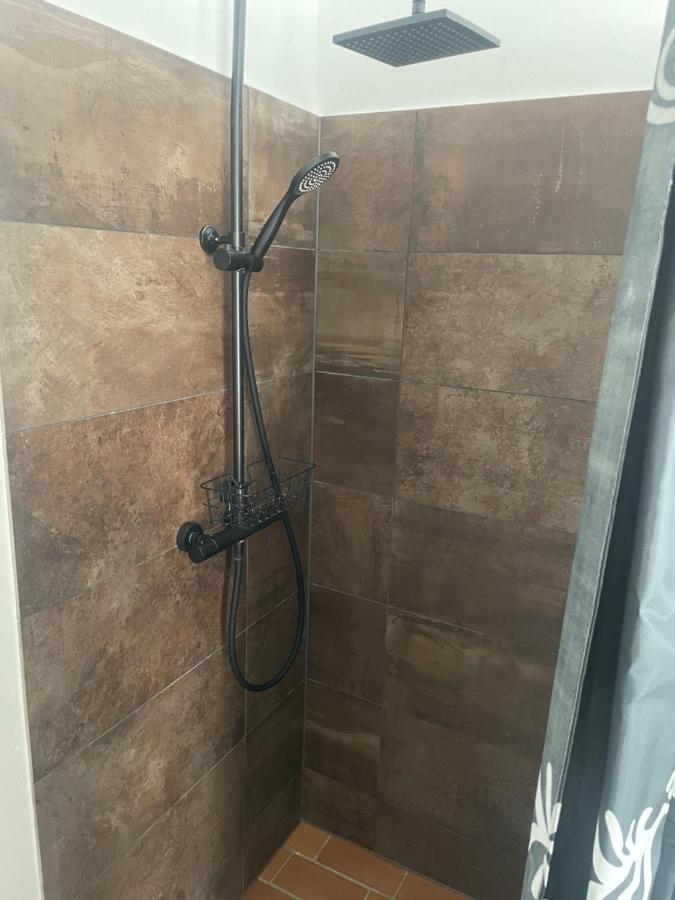 2 Bedroom Apartment Near The Sea Тісвіллелейе Екстер'єр фото